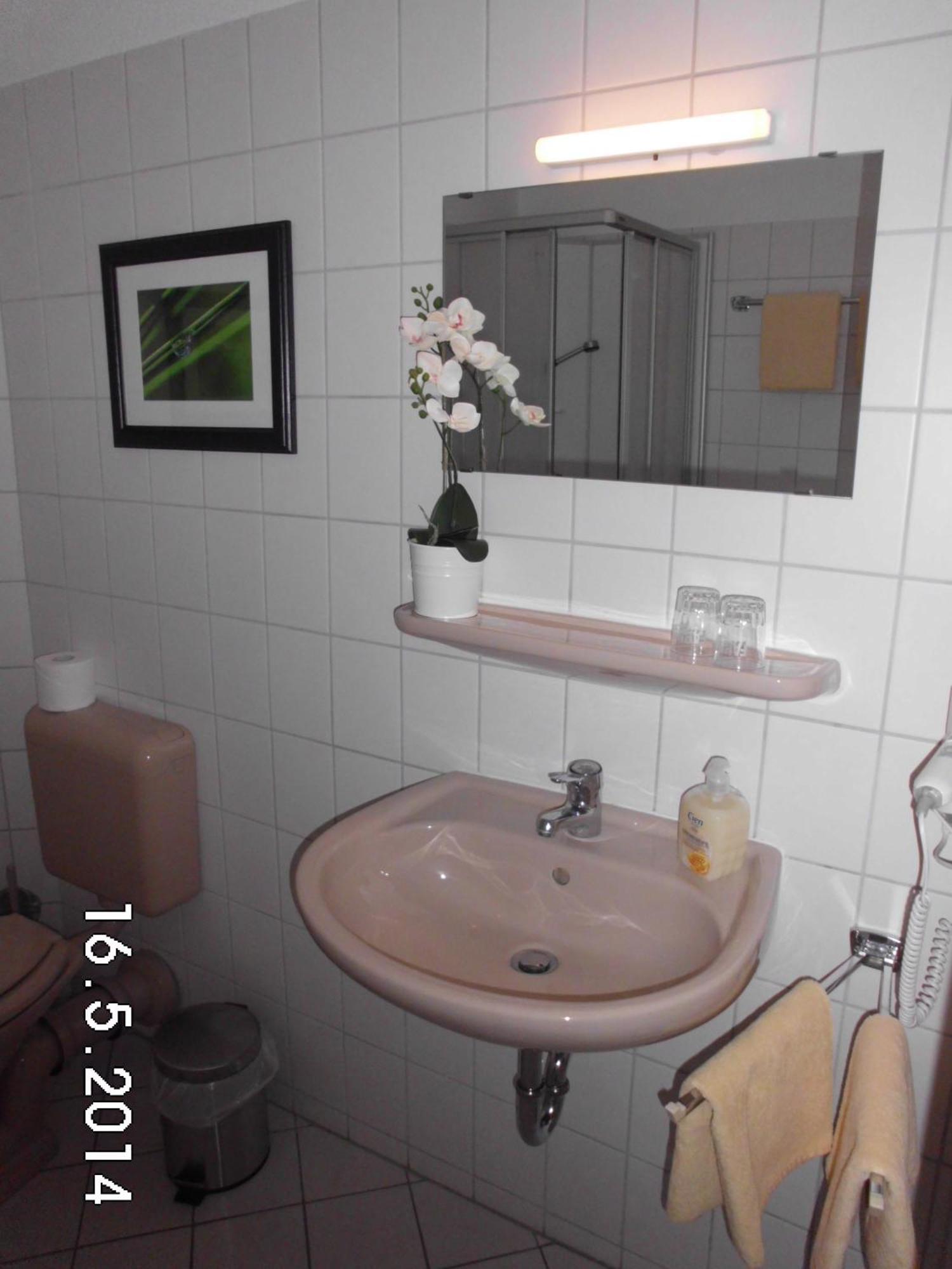 Hotel Garni Am Thueringer Klosstheater ฟรีดริชโรดา ภายนอก รูปภาพ